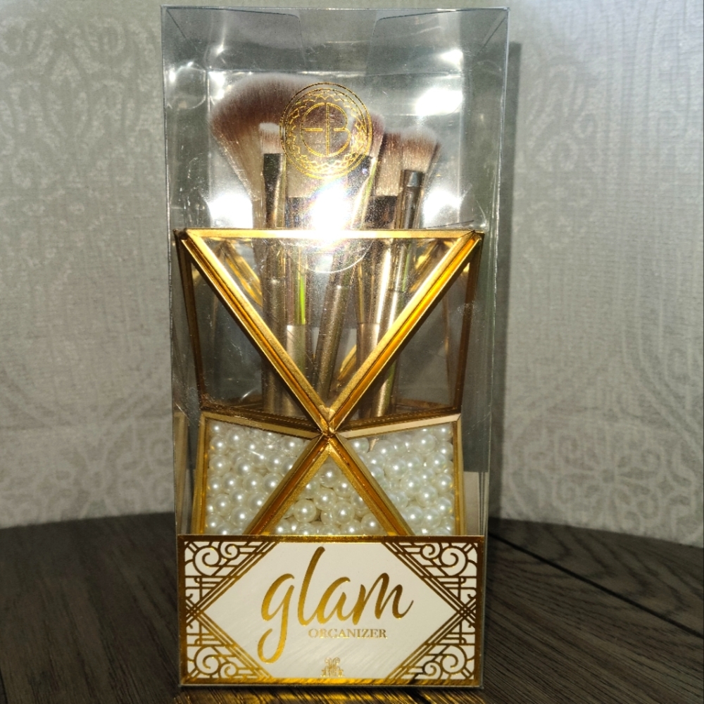 Evriholder makeup brush organizer